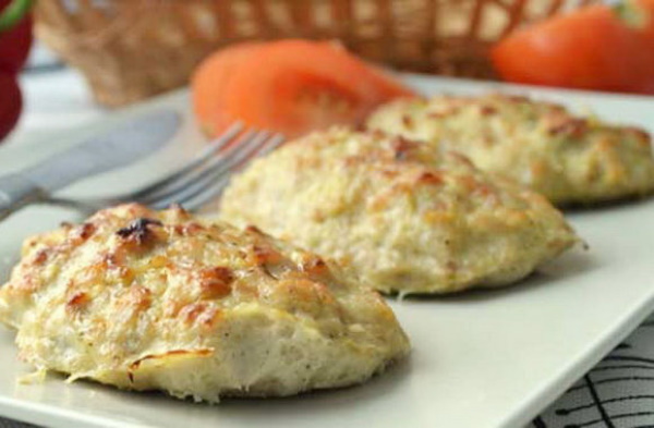 Котлеты из куриного филе нежные и сочные на сковороде, в духовке