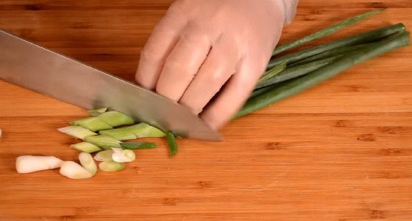 Котлеты из куриного филе нежные и сочные на сковороде, в духовке