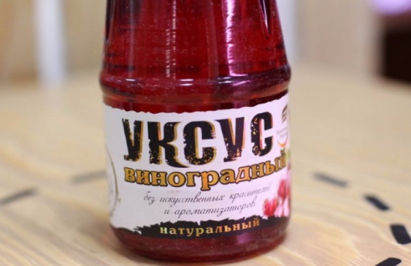 Красный лук, маринованный в уксусе. Быстрый рецепт