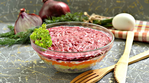 Лук маринованный в уксусе для селедки. Рецепт
