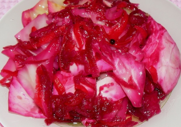 Пилюска капуста. Рецепт самый вкусный на зиму со свеклой