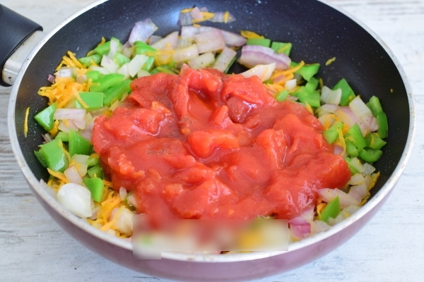 Подлива к макаронам с мясом и без. Простые рецепты