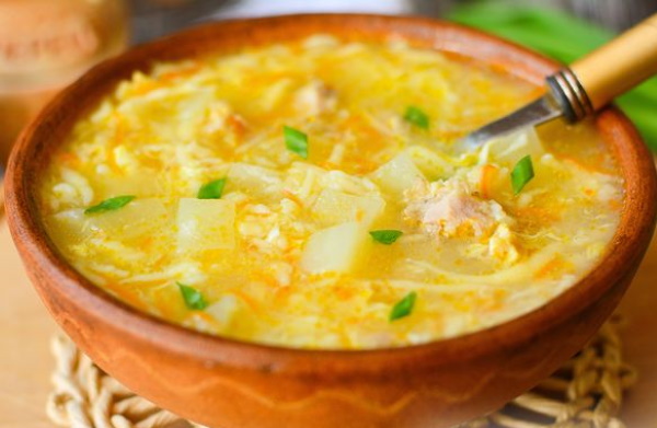 суп затируха рецепт без мяса. zatiruha sup retsept 3. суп затируха рецепт без мяса фото. суп затируха рецепт без мяса-zatiruha sup retsept 3. картинка суп затируха рецепт без мяса. картинка zatiruha sup retsept 3. В кипящий бульон добавить порезанный картофель и отварить до готовности.