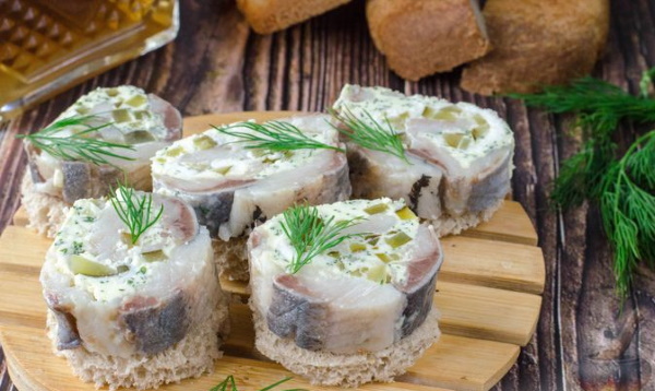 Рыбные закуски на праздничный стол. Рецепты с фото