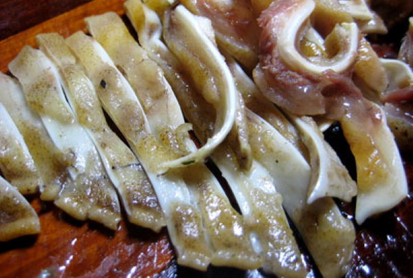 Салат из свиных ушей по-корейски. Рецепт с огурцом и морковью