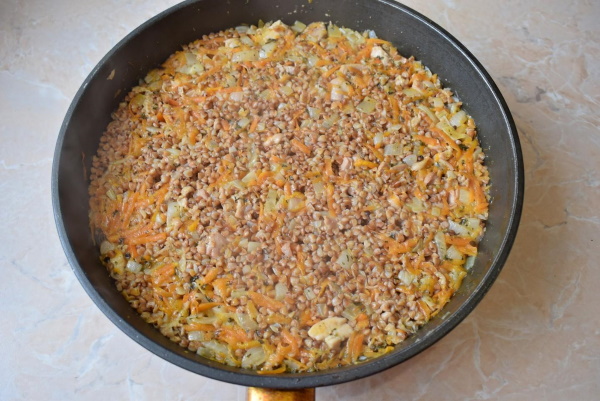 Гречка по-купечески с курицей в духовке. Рецепт с фото
