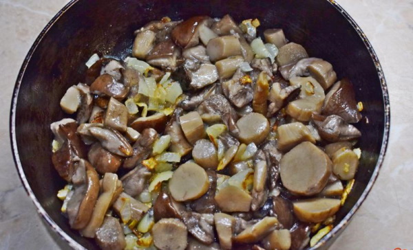 Гречка по-купечески с курицей в духовке. Рецепт с фото