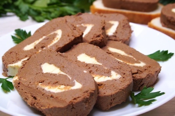 Печеночный паштет из куриной печени с маслом. Рецепт
