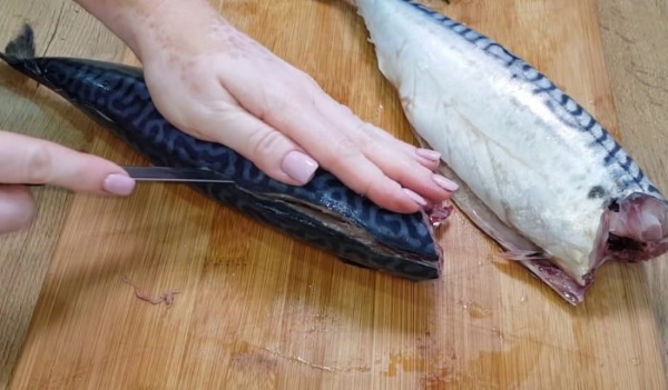 Скумбрия Хе вкусная. Простой рецепт в домашних условиях