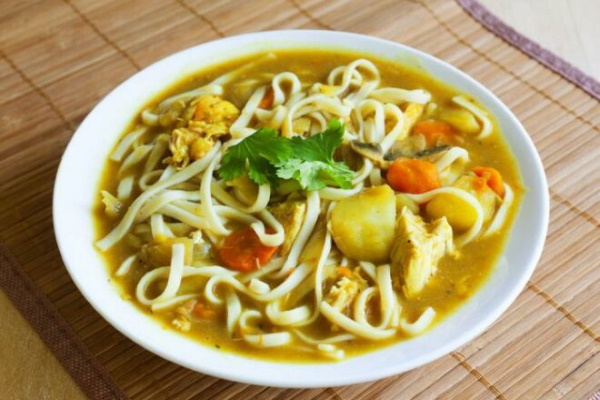 куриный суп с макаронами и картошкой рецепт с фото пошагово. sup s makaronami i kartoshkoy i kuritsey 8. куриный суп с макаронами и картошкой рецепт с фото пошагово фото. куриный суп с макаронами и картошкой рецепт с фото пошагово-sup s makaronami i kartoshkoy i kuritsey 8. картинка куриный суп с макаронами и картошкой рецепт с фото пошагово. картинка sup s makaronami i kartoshkoy i kuritsey 8. Суп с курицей, макаронами и картофелем – один из самых вкусных и питательных. А главное его преимущество – универсальность. Если приготовить суп с белым мясом курицы, то получится диетический вариант. А если использовать самые сочные части тушки, то по питательности он не уступит борщу!