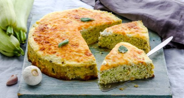 Запеканка из кабачков с курицей в духовке с сыром. Рецепт
