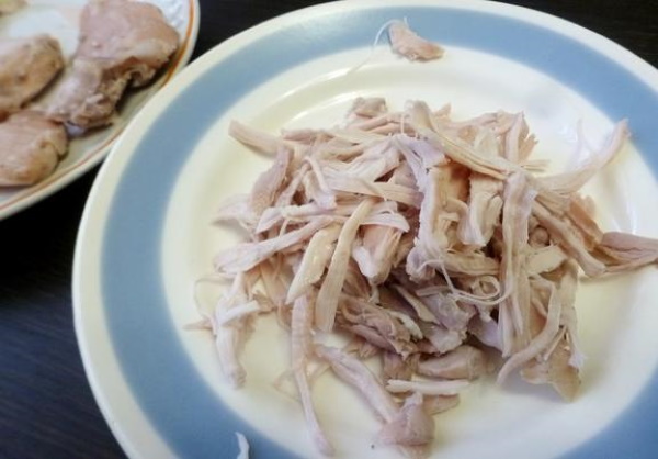 Суп с шампиньонами и картофелем, курицей, вермишелью. Рецепт