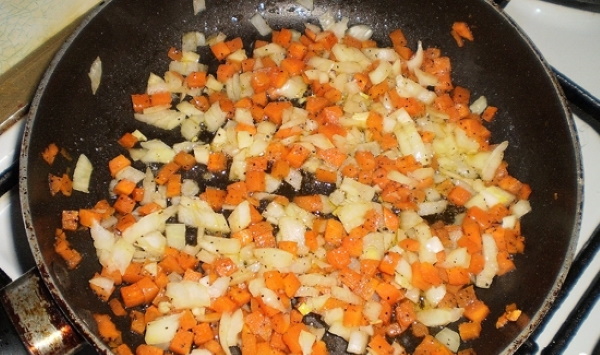 Кальмары фаршированные грибами и сыром в духовке. Рецепт
