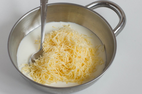 Кальмары фаршированные грибами и сыром в духовке. Рецепт