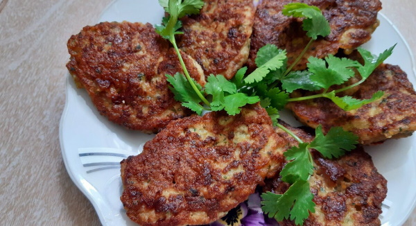 Котлеты из желудков куриных, сердечек, фарша. Рецепты с фото