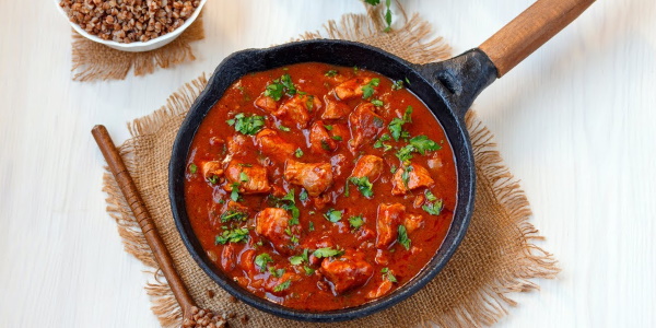 Подливка с мясом. Как сделать густой и вкусной