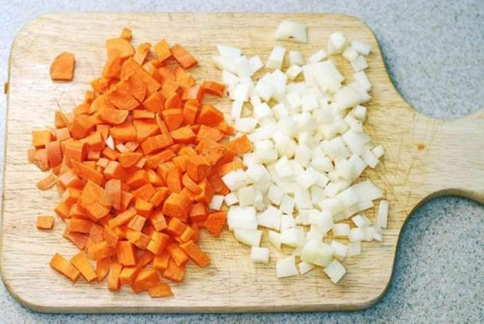 Гороховый суп с копчеными окорочками. Рецепт с фото