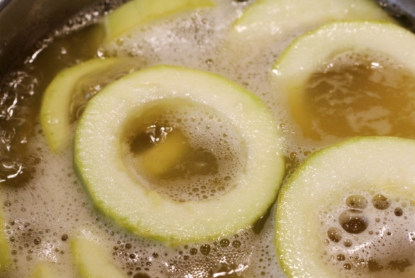 Кабачки как ананасы на зиму с ананасовым соком и без. Рецепты