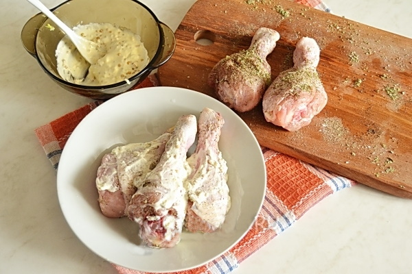 Куриные ножки в мультиварке Редмонд. Как приготовить, пожарить, рецепты