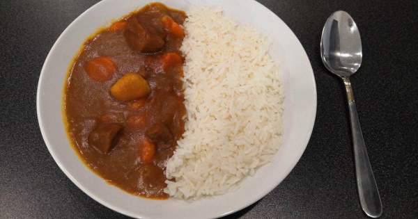Курица в соусе карри. Рецепт классический с фото