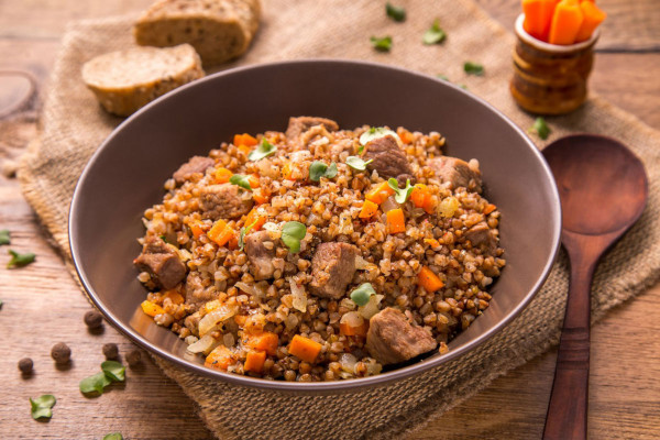 Гречка по-купечески в мультиварке с курицей. Рецепт с фото