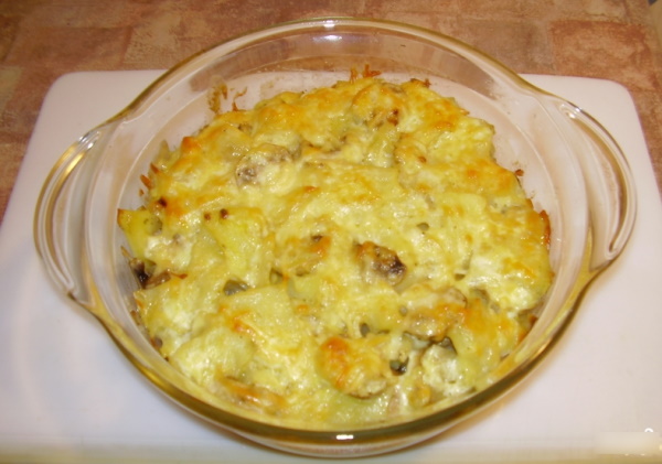 Шампиньоны с картошкой в духовке. Рецепт с фото