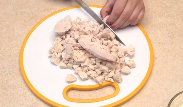 Запеканка с макаронами и курицей в духовке с сыром, сметаной, молоком