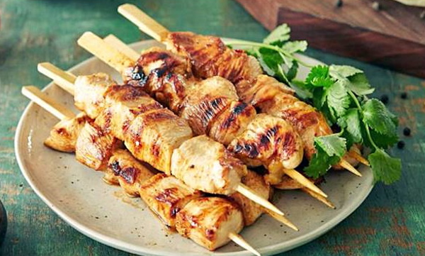 Мясо как шашлык на решетке в духовке. Рецепт с фото