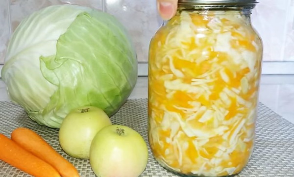 Засолка капусты в рассоле хрустящая и сочная. Быстрые рецепты
