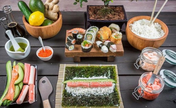 Роллы в домашних условиях. Как приготовить пошагово дома