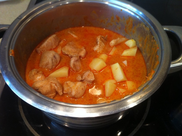 Массаман карри (Massaman Curry) паста. Рецепты с курицей, говядиной, суп