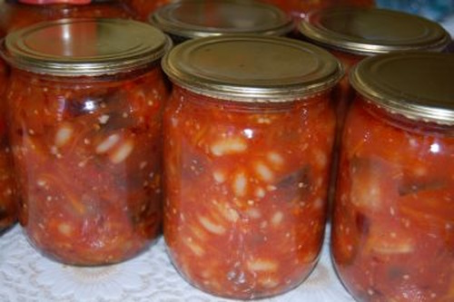 Салат с белой фасолью на зиму, из фасоли и помидоров. Рецепт с фото