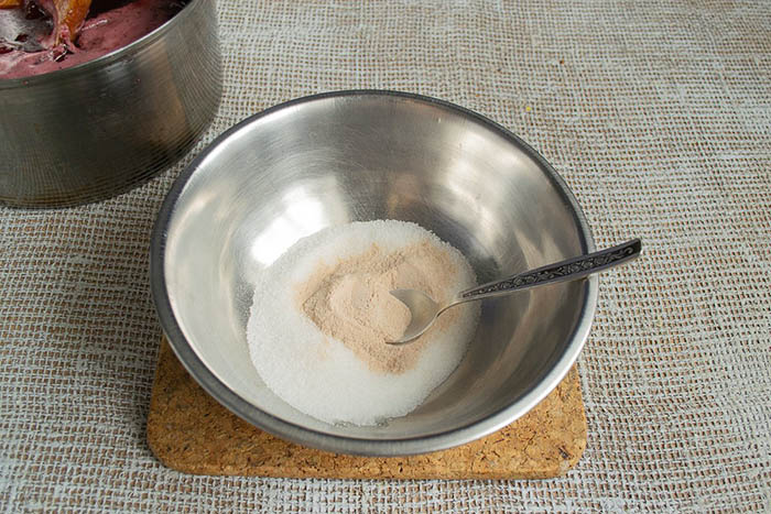 Яблочно-коричное варенье из коричных яблок прозрачное. Рецепт