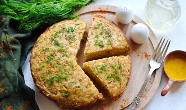Шарлотка с капустой в духовке. Рецепт быстро и просто