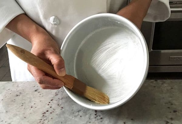 Шарлотка с капустой в духовке. Рецепт быстро и просто