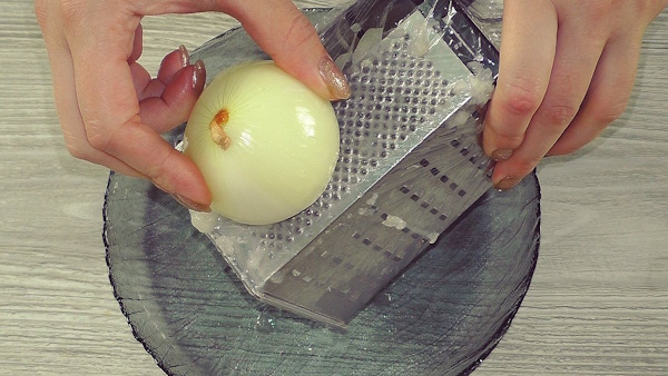 Подлива как в советской столовой с мясом, мукой, томатной пастой. Рецепт