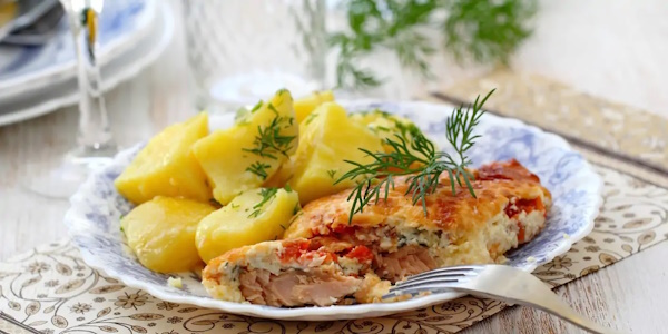 Рыба по-французски с картошкой в духовке. Рецепт