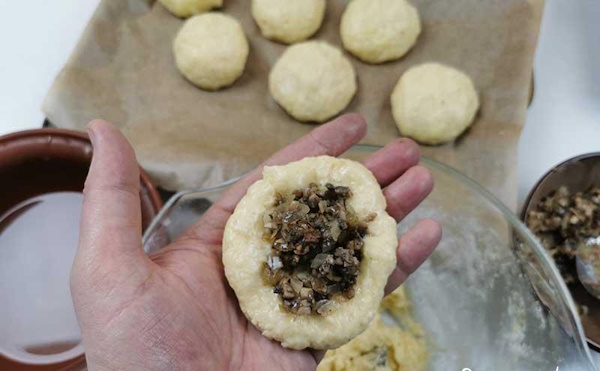 Картопляники пирожки из картофеля. Рецепт классический с фото