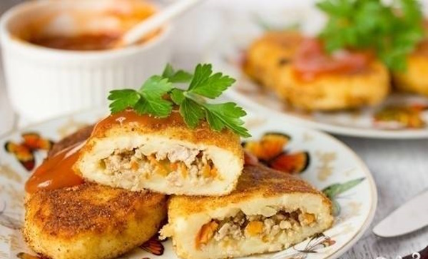 Картопляники пирожки из картофеля. Рецепт классический с фото