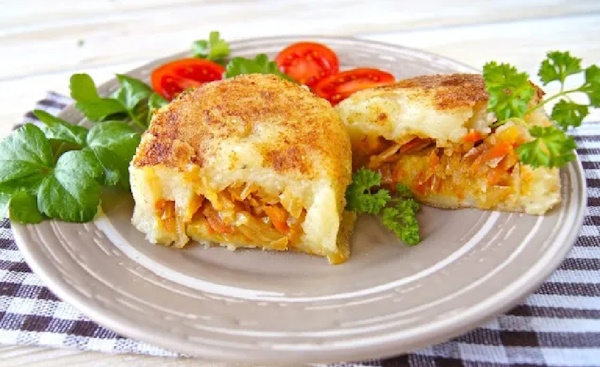 Картопляники пирожки из картофеля. Рецепт классический с фото