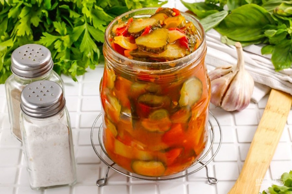 Лечо без моркови на зиму. Рецепты без лука