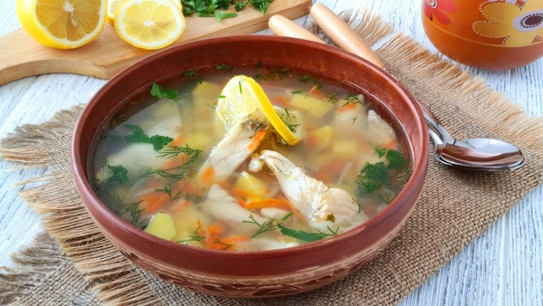 Уха из судака. Вкусные рецепты с фото пошарово
